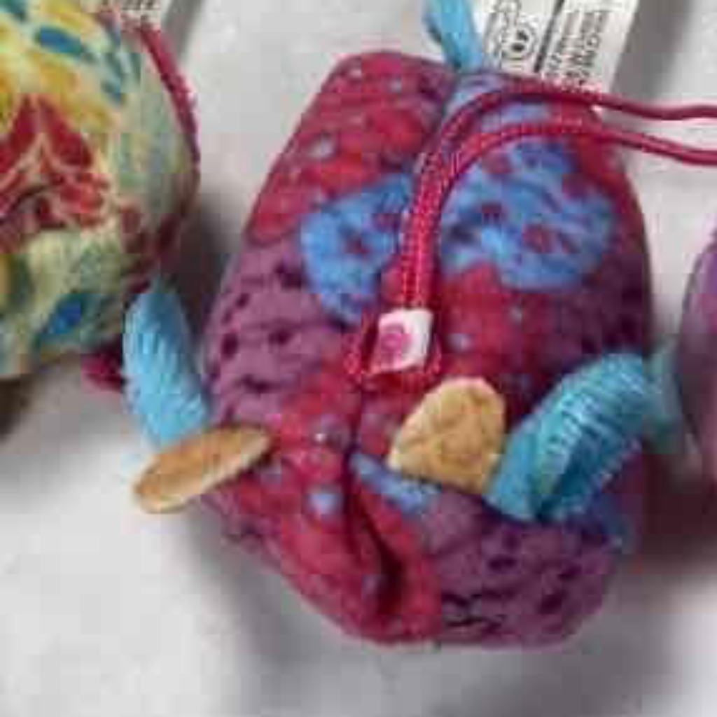 Pikmi Pops Surprise Keychain